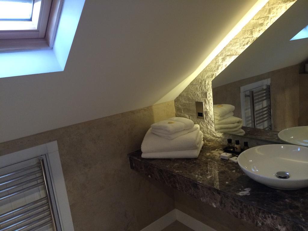 The Rest Hotel Lincoln Bagian luar foto