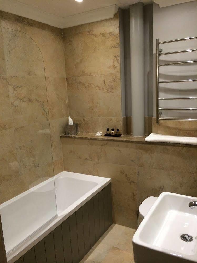 The Rest Hotel Lincoln Bagian luar foto